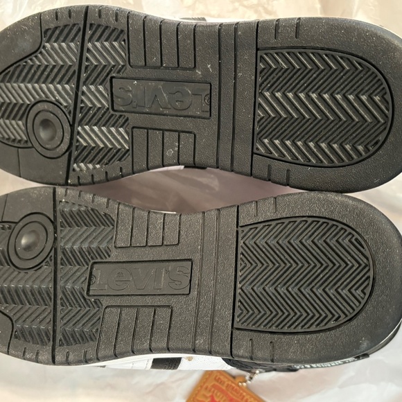NWT Levi’s 521 BB Hi Top Sneakers Athletic Shoes - Picture 8 of 8